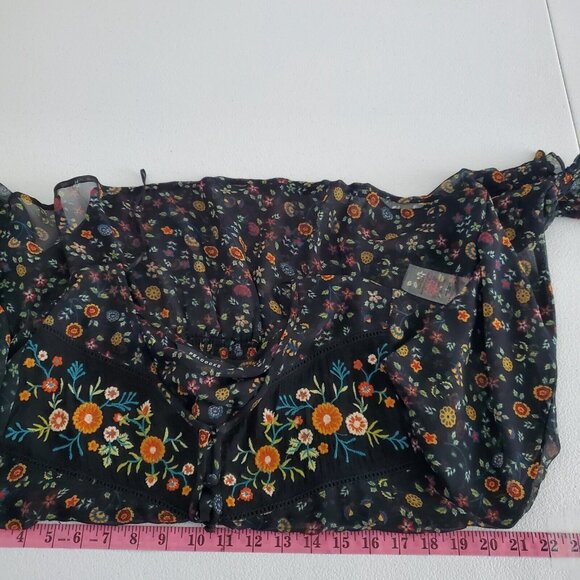Peacocks Womens Black Floral Embroidered Blouse Size 16 US L Sheer Smocked Waist - Picture 8 of 10
